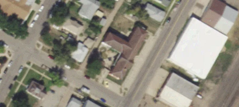 326 Frnt St