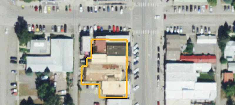 640 Main St