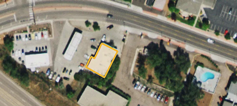 Manitou Ave