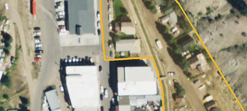 128 Main St