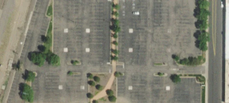 1070 Hampden Ave