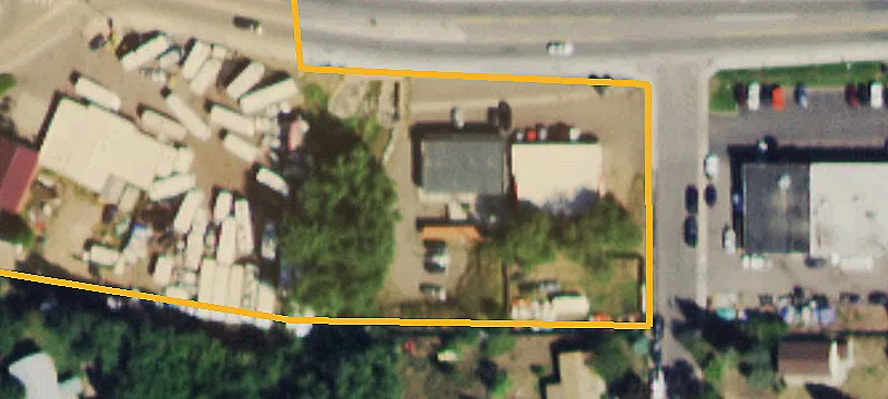 15940 Golden Rd