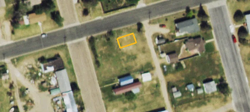 90 4th N St
