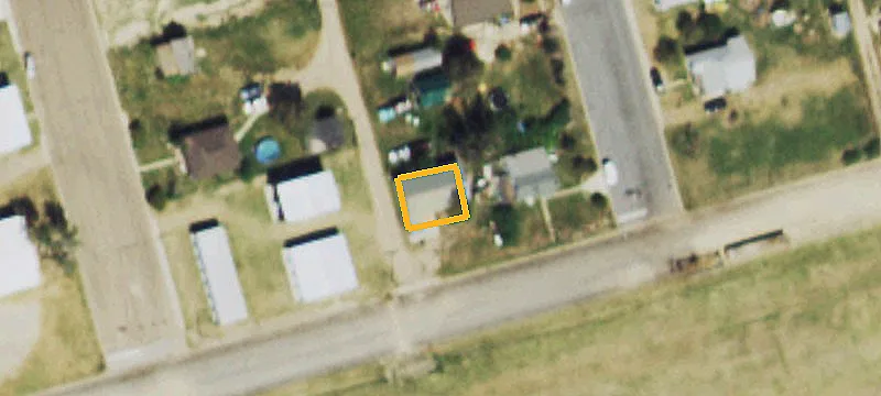 355 2nd E St