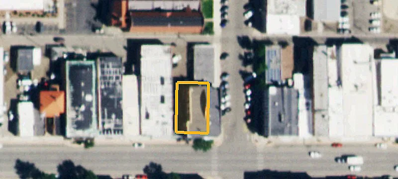 703 Main St