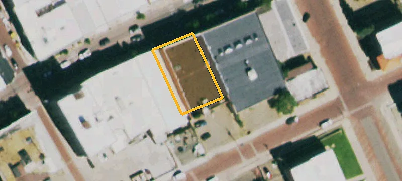 136 Main St