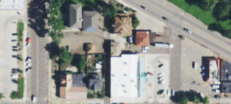 1030 Park Ave