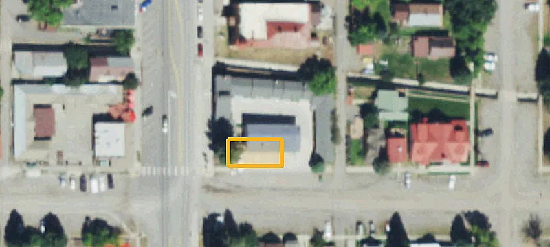 405 Main St