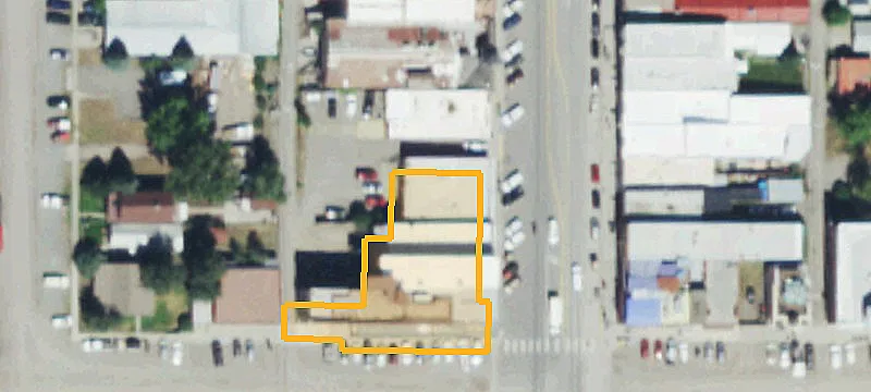 614 Main St