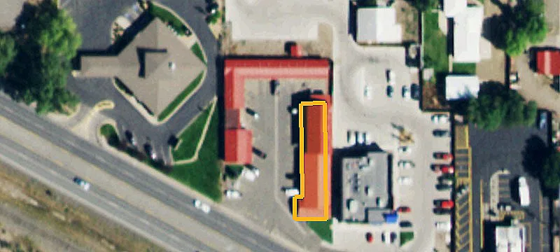 2051 Main St