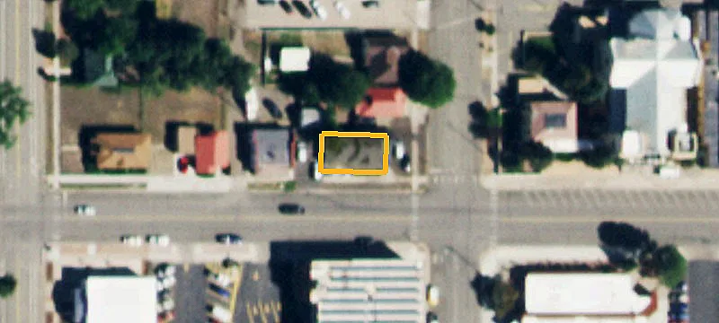 325 Edison Ave