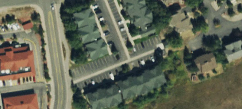 700 Lakepoint Dr