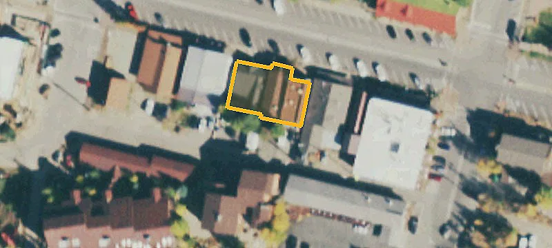 916 Grand Ave