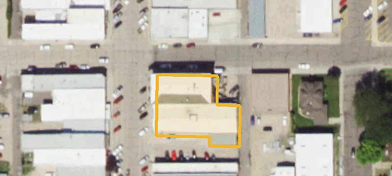 402 Main St