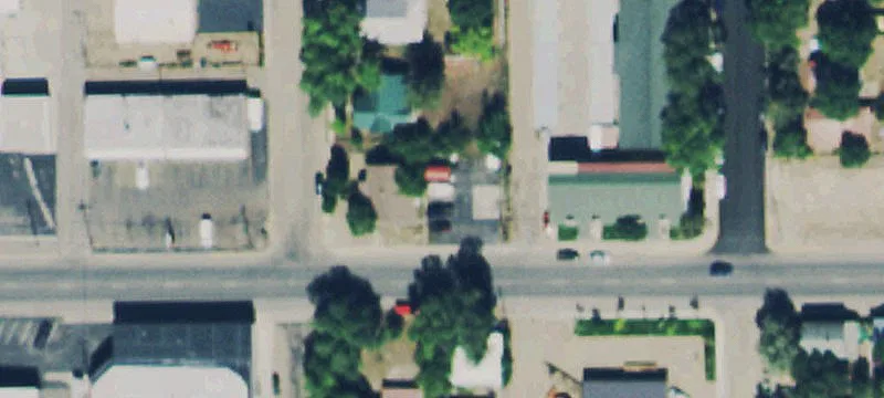 401 Russell St