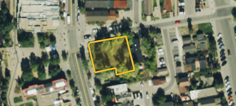 200 Main St