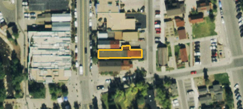 132 Main St