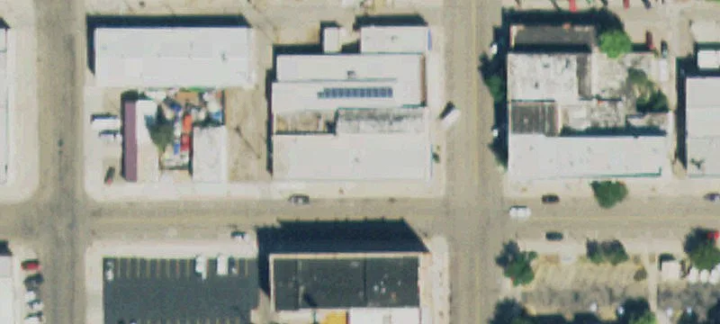 122 Santa Fe Ave