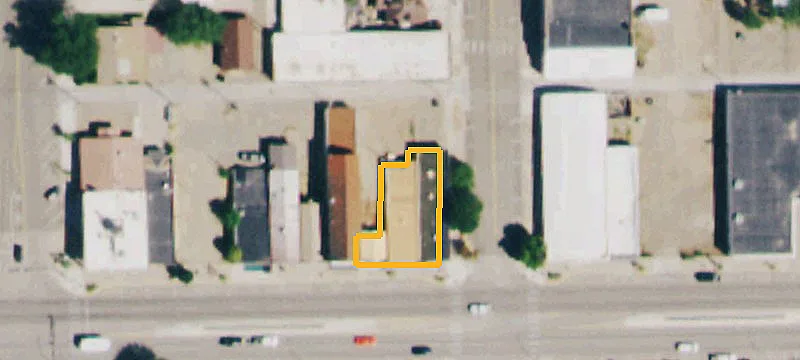 44 Main St