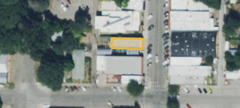 208 Grand Ave