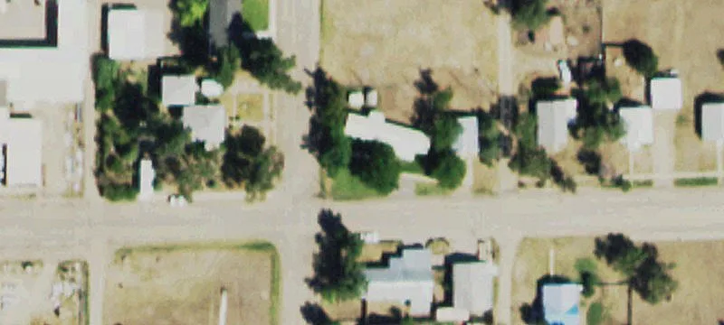 596 Kansas St