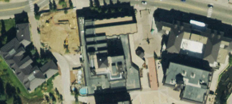 535 Park Ave