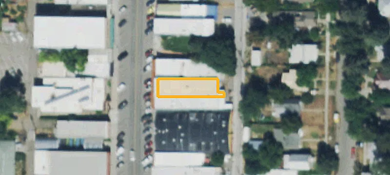215 Grand Ave