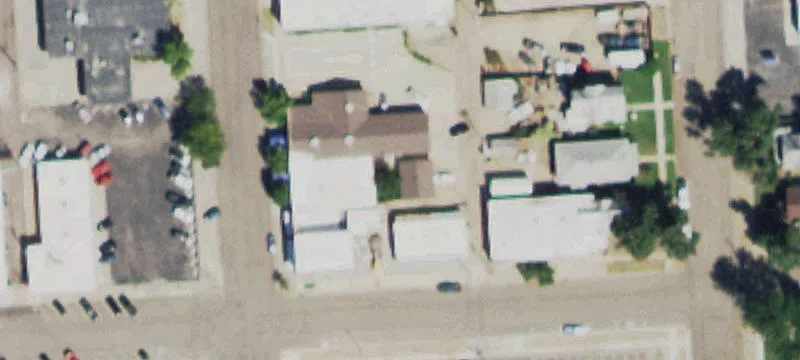 209 4th St