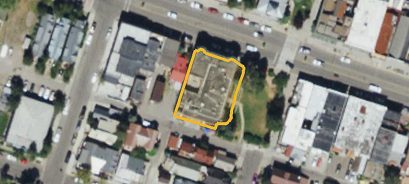 300 Colorado Ave, Unit 2B