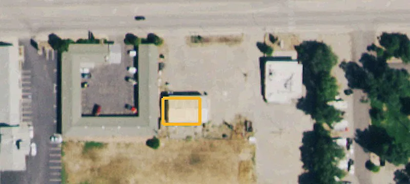 725 Main St