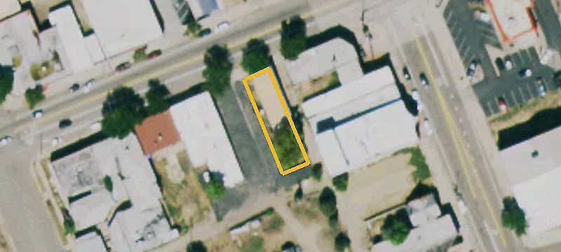 111 7th St