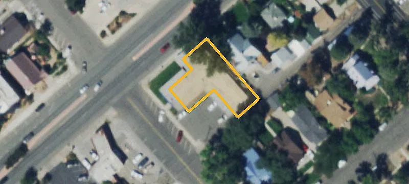 700 Main St