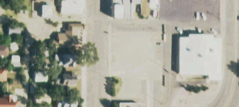 654 Carson Ave