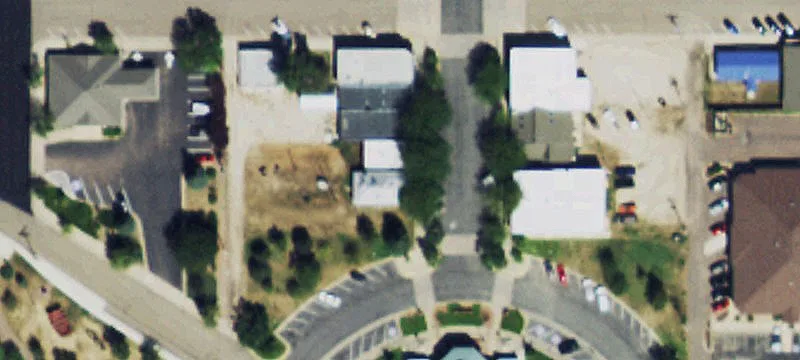 165 Ee Ave