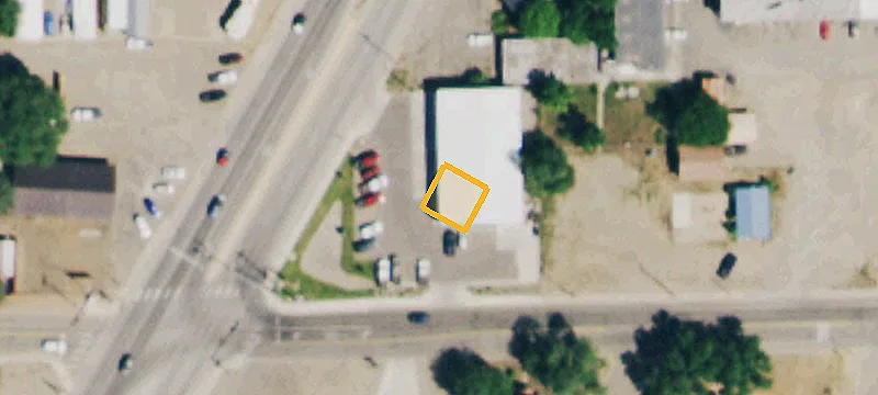 690 Broadway