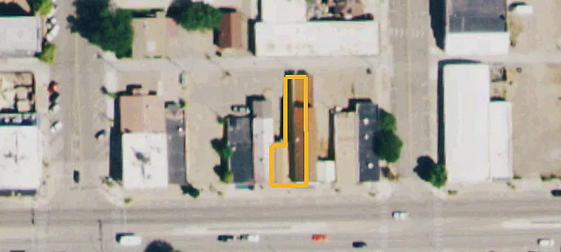 30 Main St