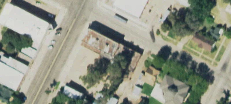 400 Main St