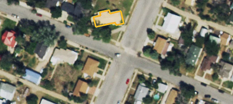 715 4th Ave