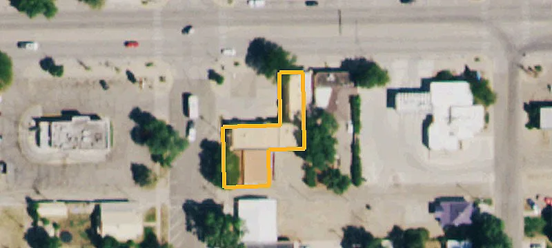 301 Main St