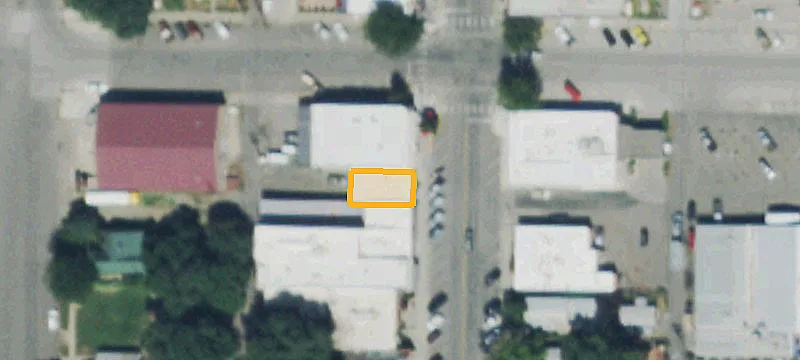 136 Grand Ave