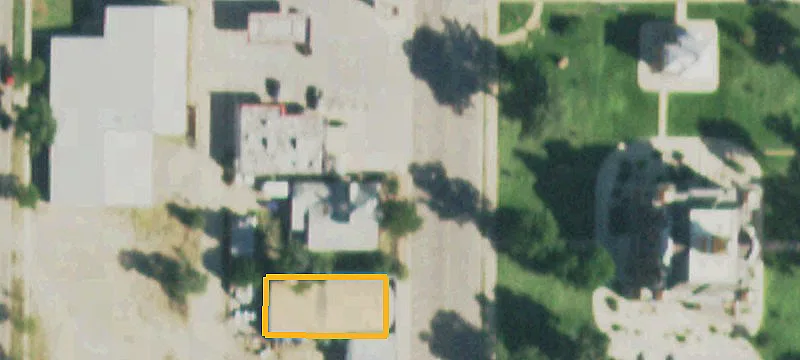 741 Carson Ave