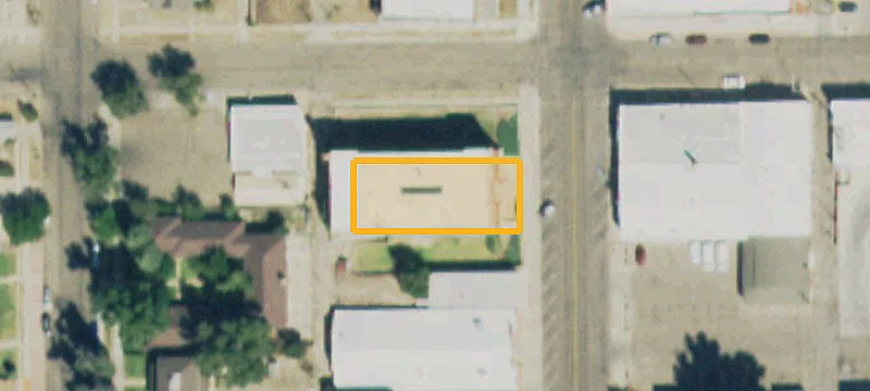 402 Santa Fe Ave
