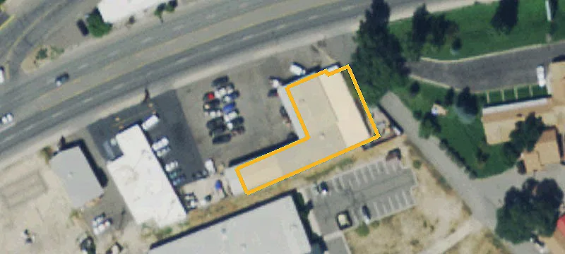 1620 Main St