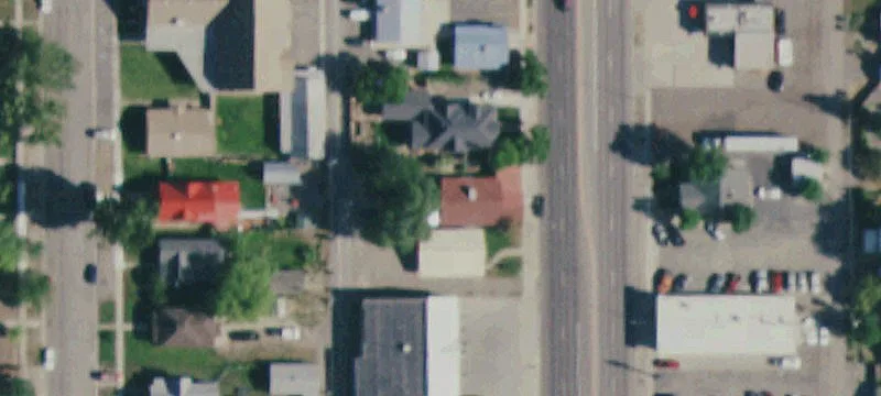 823 Main St