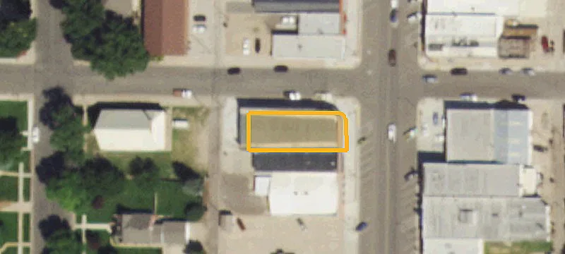 300 Main St
