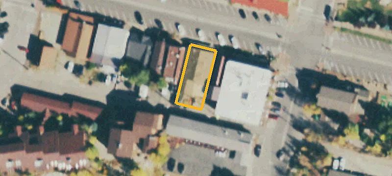 920 Grand Ave