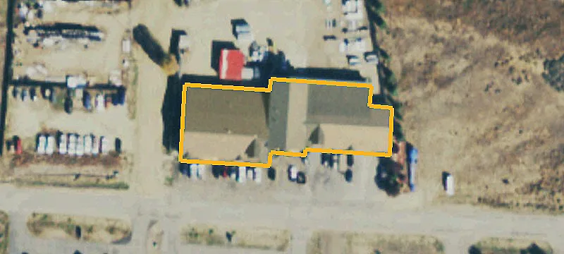 28 10th Mile Dr