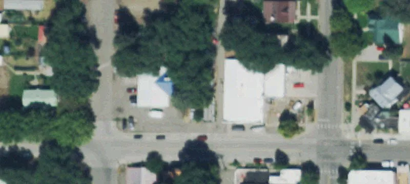 110 3rd St