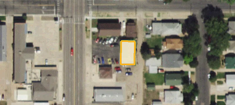 724 Main St