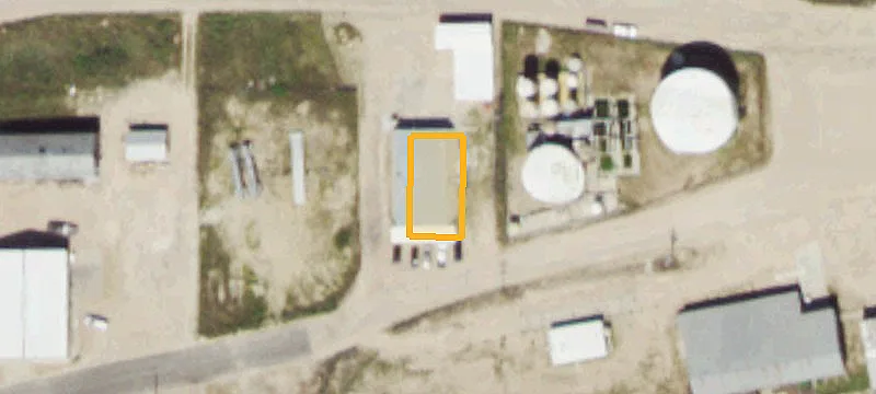 125 En Railway St